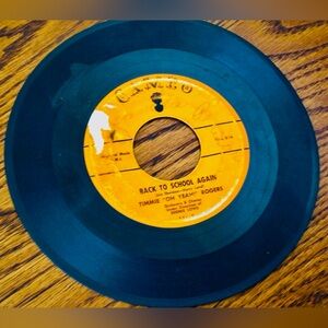 Timmie Oh Yeah Rogers I’ve Got A Dog Who Loves Me 45 RPM Vintage Vinyl Cameo